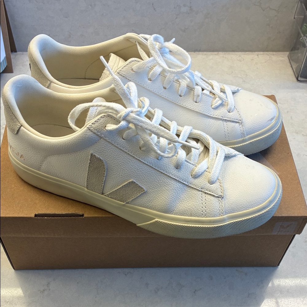 Veja Sneakers